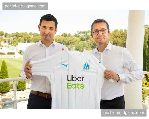 迪米特洛夫与长期赞助商续约，并推出个人联名系列服装